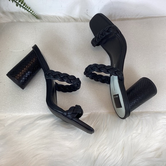 DOLCE VITA NIARI BRAIDED SQUARE TOE SANDALS BLACK NWOT SZ 8.5 - Picture 7 of 16